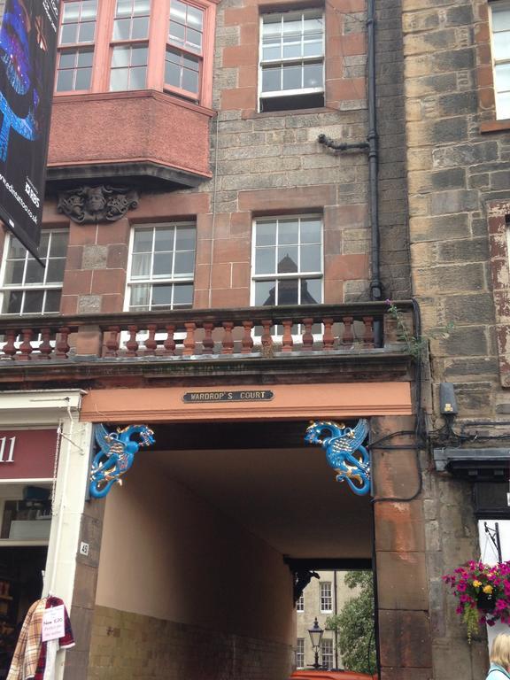 Writers View, Royal Mile Apartment Edinburgh Ruang foto