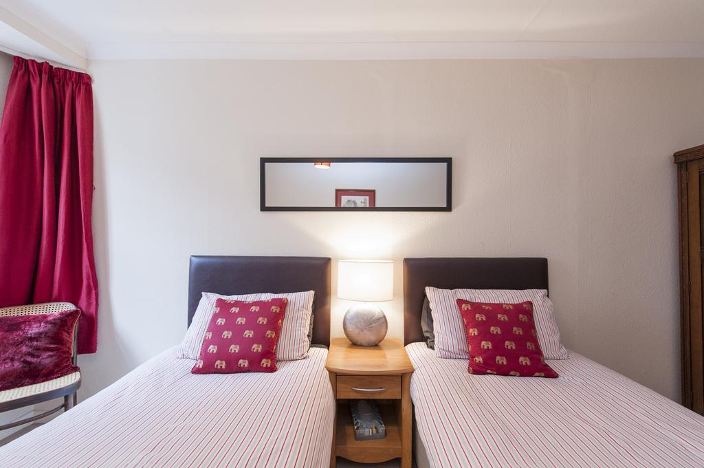 Writers View, Royal Mile Apartment Edinburgh Bagian luar foto