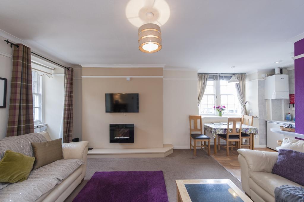 Writers View, Royal Mile Apartment Edinburgh Bagian luar foto